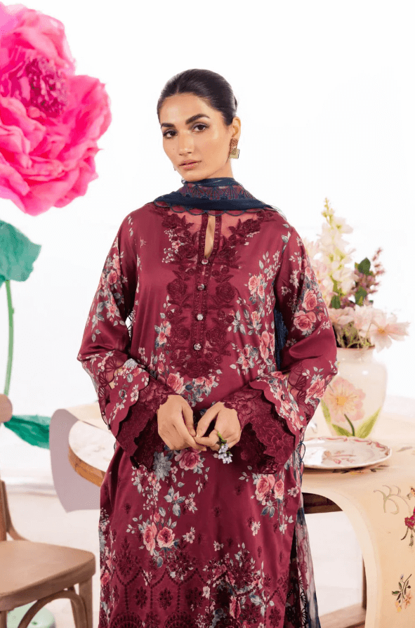 Iznik - Solictice D11 Lawn & Silk Discover the allure of Iznik's Solictice D11 collection, crafted with meticulous attention to detail and finesse: Shirt: This ensemble features a digital printed 90/70 lawn front and back, adorned with delicate embroidere