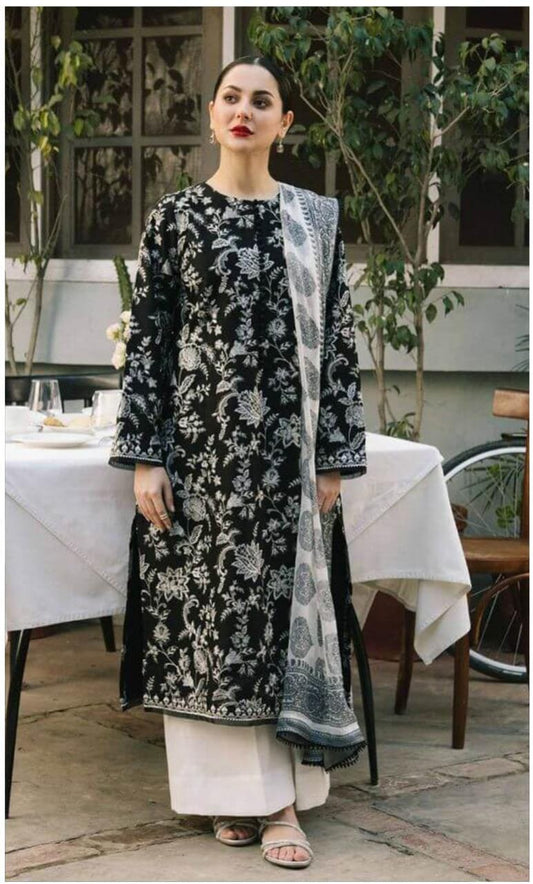 Coco by Zara Shahjahan Luxury Lawn Suit Embrace elegance with the Coco by Zara Shahjahan Luxury Lawn Suit, tailored from premium 90/70 lawn fabric. This stunning ensemble exudes sophistication and charm, perfect for making a statement at any occasion. Pro