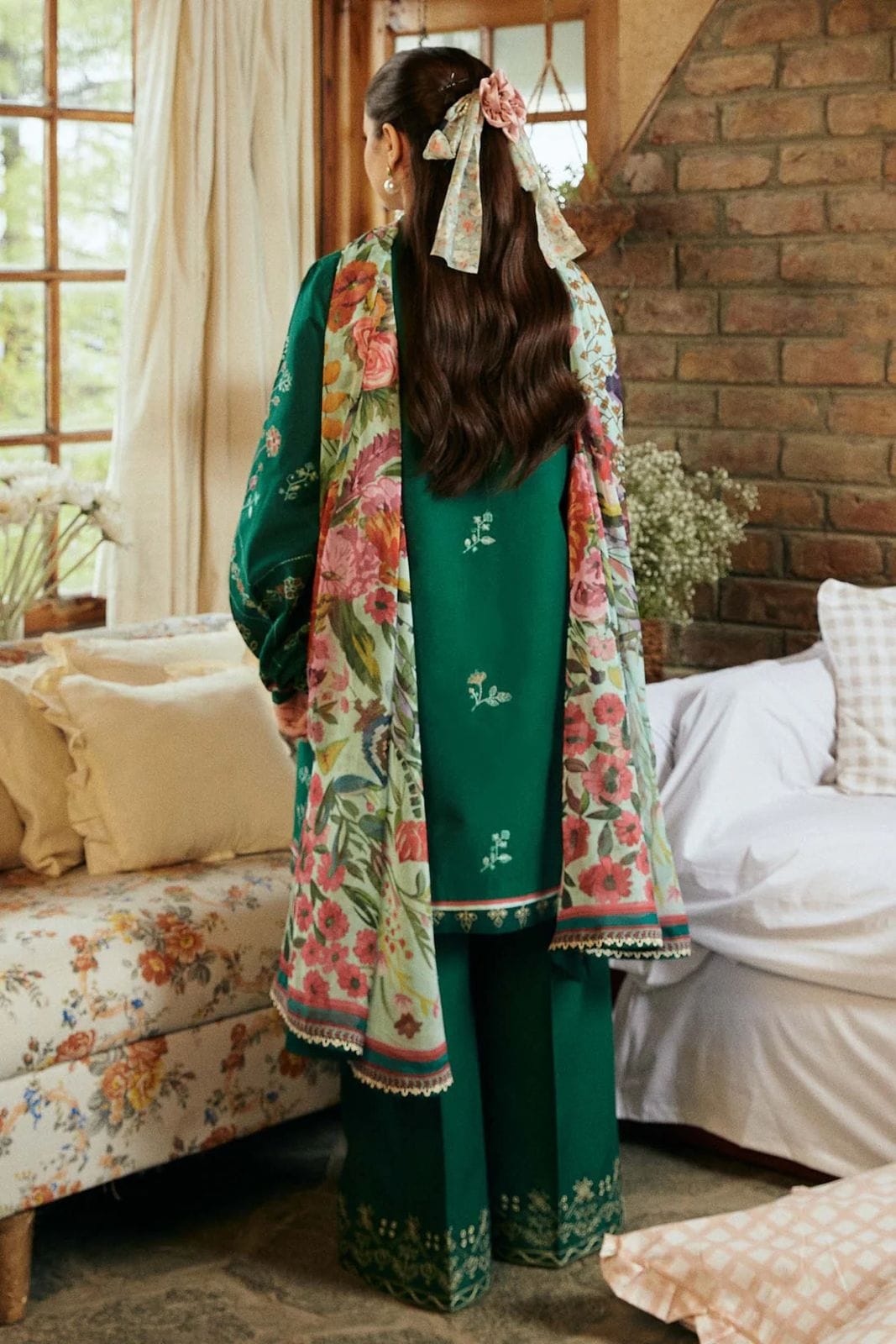 Coco By Zara Shahjahan 3pc Luxury Lawn Suit Indulge in timeless elegance with the Coco By Zara Shahjahan 3pc Luxury Lawn Suit, meticulously crafted from premium 90/70 lawn fabric. This ensemble epitomizes luxury and sophistication, tailored for the modern