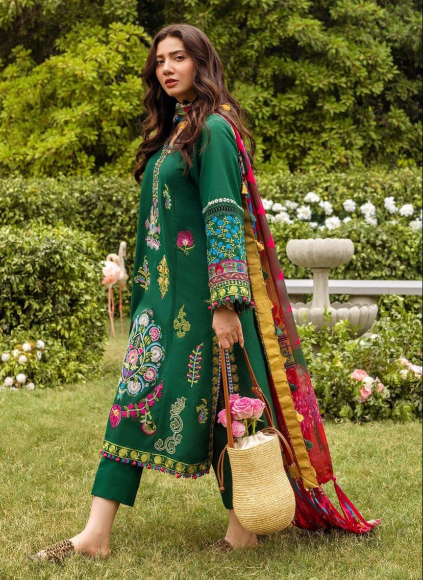 Zahra Shahjahan Dhanak 3PC Suit| Winter Collection