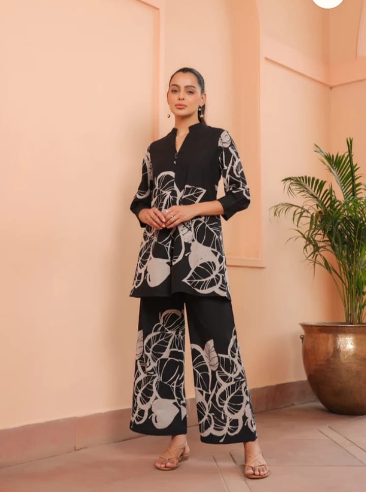 FLORAL DIGITAL PRINTED SILK COLLECTION