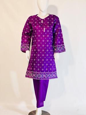 3 Pcs Women's Stitched Silk Printed Suit